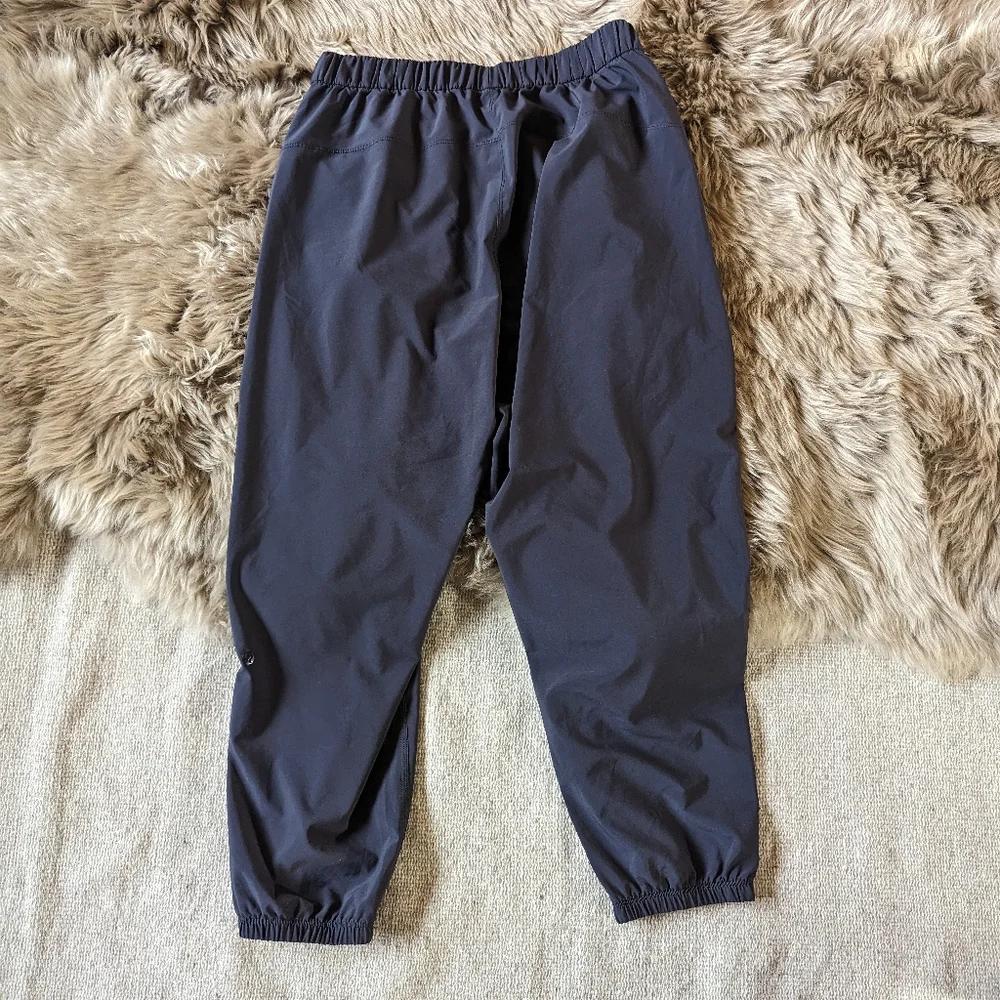 Lululemon Sunset Joggers - Picture 5 of 6